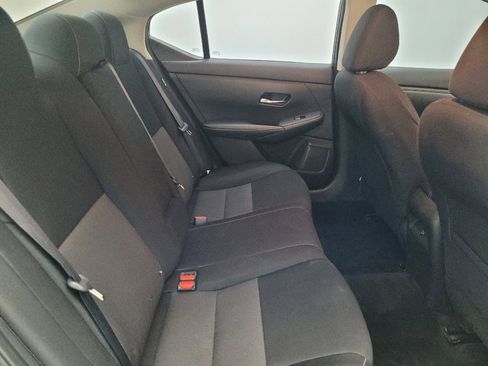 Used 2021 Nissan Sentra SV FWD image 19