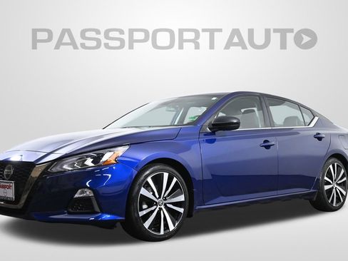 Used 2021 Nissan Altima 2.5 SR image 1