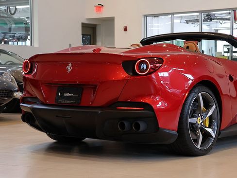 Certified 2022 Ferrari Portofino M RWD image 42