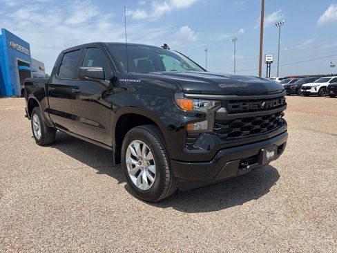 New 2026 Chevrolet Silverado 1500 Custom RWD image 8