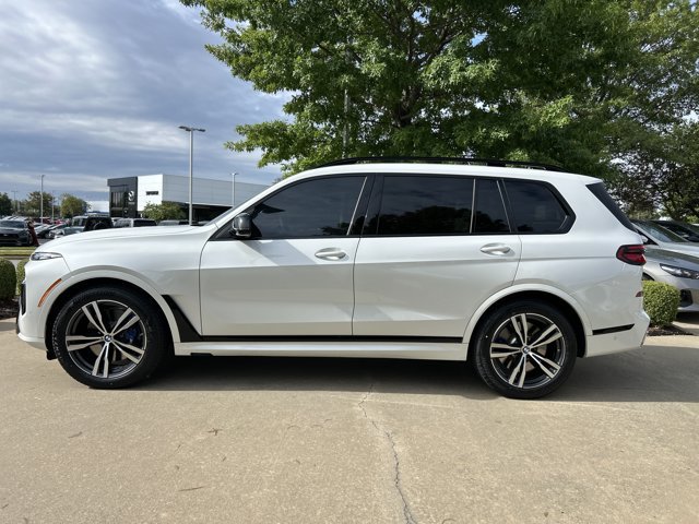 Certified 2025 BMW X7 M60i AWD/4WD image 2