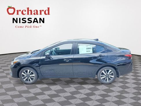 New 2025 Nissan Versa SV w/ Trunk Package FWD image 2