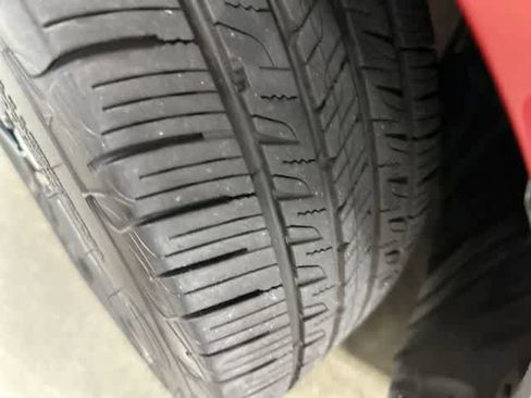 Used 2025 Toyota Camry SE image 29