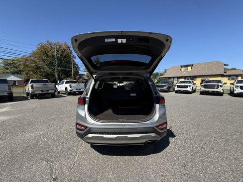 Used 2020 Hyundai Santa Fe SEL FWD image 32
