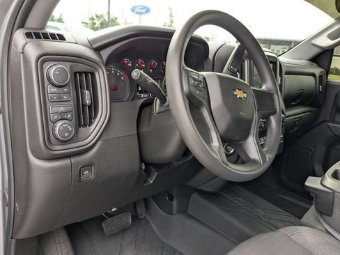 Used 2024 Chevrolet Silverado 1500 Custom AWD/4WD image 2