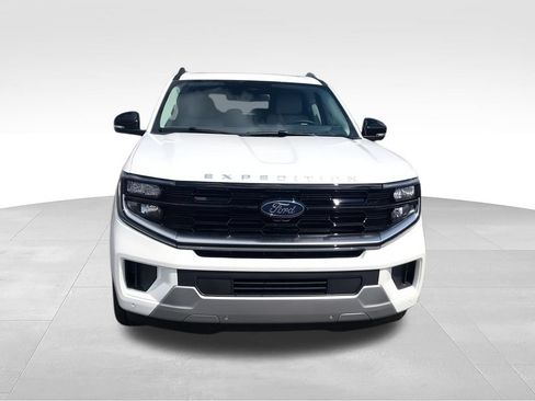 New 2026 Ford Expedition Max Platinum w/ Platinum Ultimate Package AWD/4WD image 3