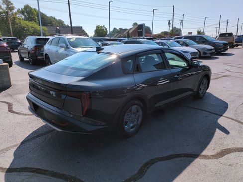 Used 2025 Kia K4 FWD image 7