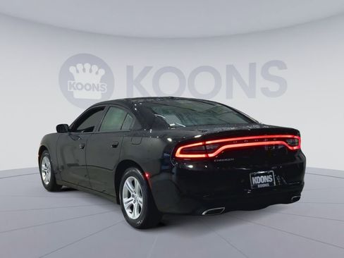 Used 2019 Dodge Charger SXT RWD image 8