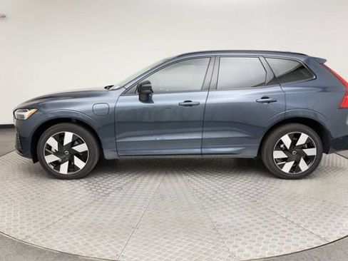 Used 2025 Volvo XC60 T8 Plus w/ Protection Package Premier AWD/4WD image 5
