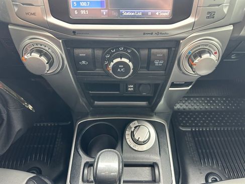 Used 2019 Toyota 4Runner SR5 Premium AWD/4WD image 18