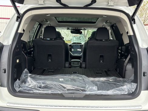 New 2026 Subaru Ascent Limited AWD/4WD image 12