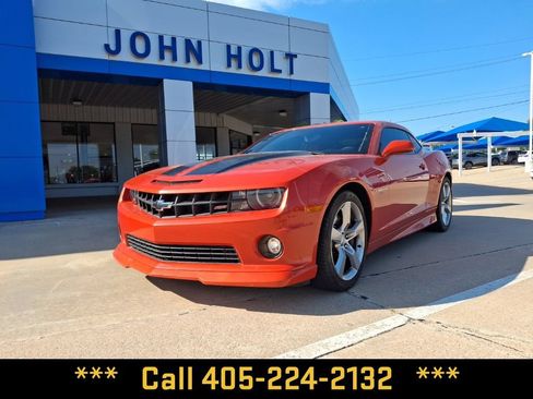 Used 2010 Chevrolet Camaro SS w/ LPO, Ground Effects Package RWD image 2