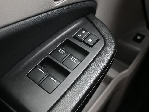 Used 2017 Honda Ridgeline RTS image 25