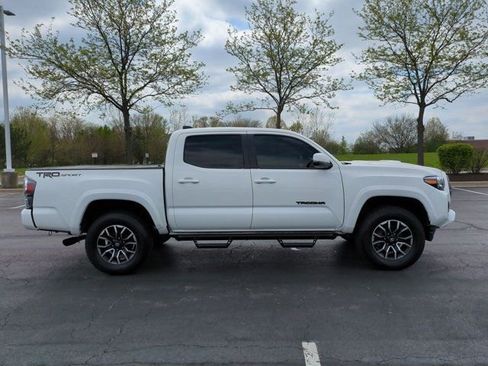 Certified 2022 Toyota Tacoma TRD Sport w/ TRD Premium Sport Package RWD image 5