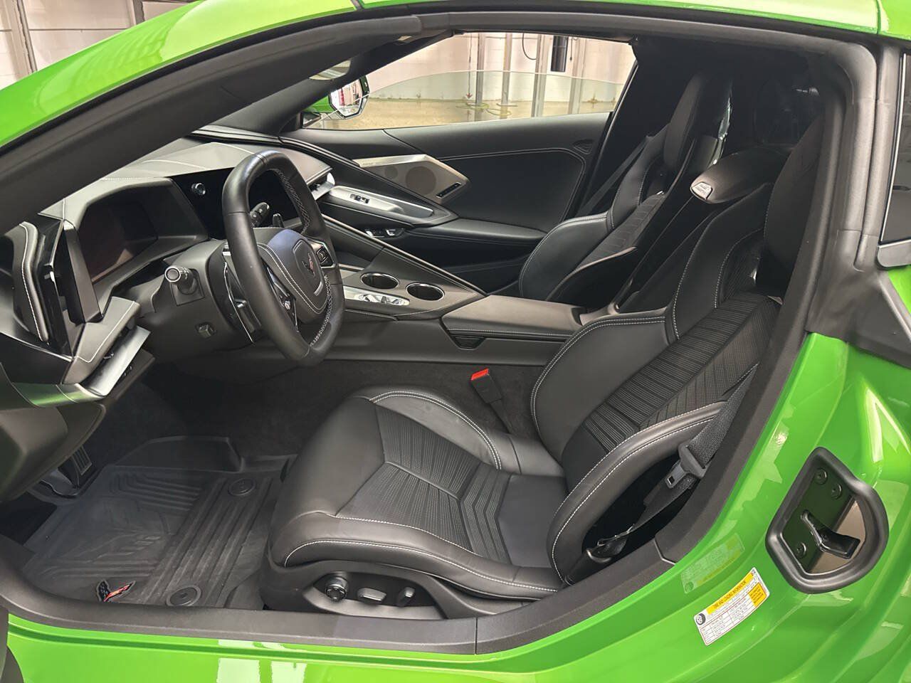 Used 2026 Chevrolet Corvette Stingray Preferred Cpe w/ Battery Protection Package RWD image 11