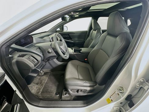 Used 2024 Toyota bZ4X XLE image 13