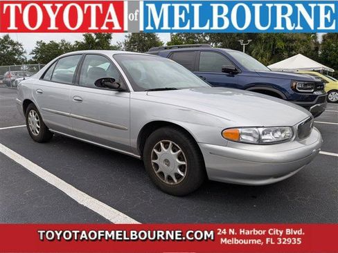 Used 2003 Buick Century Custom FWD image 1