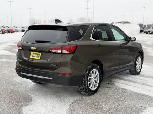 Used 2024 Chevrolet Equinox LT image 6