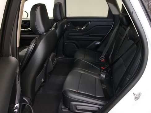 New 2026 Lincoln Corsair Reserve image 25