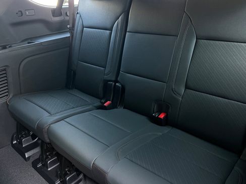 New 2026 GMC Yukon XL AT4 image 14