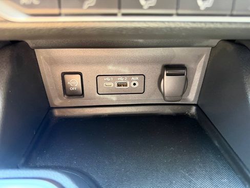 Used 2025 Nissan Sentra SV w/ Trunk Package FWD image 20