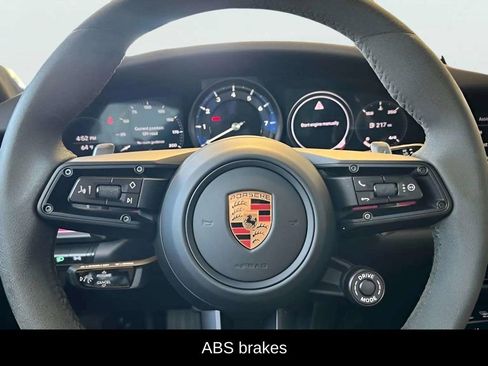 Used 2023 Porsche 911 Carrera T image 9