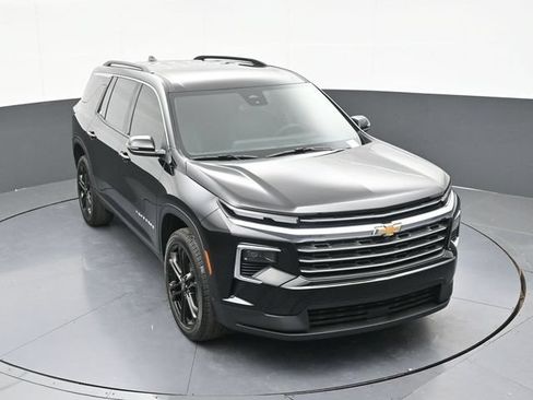 New 2026 Chevrolet Traverse LT w/ LPO, Floor Liner Package FWD image 63