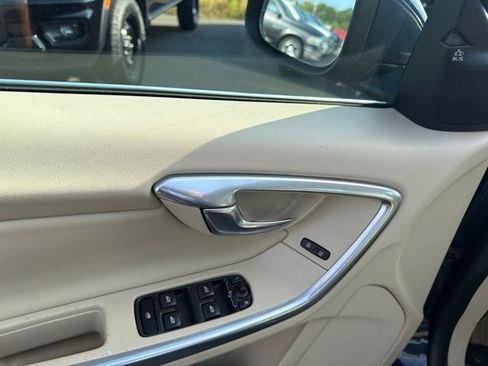 Used 2015 Volvo S60 T5 Premier FWD image 6