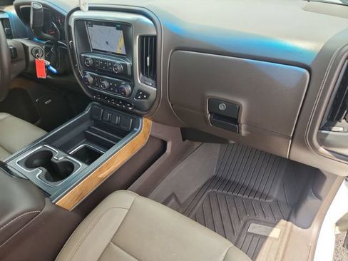 Used 2017 Chevrolet Silverado 1500 LTZ w/ Texas Edition RWD image 27