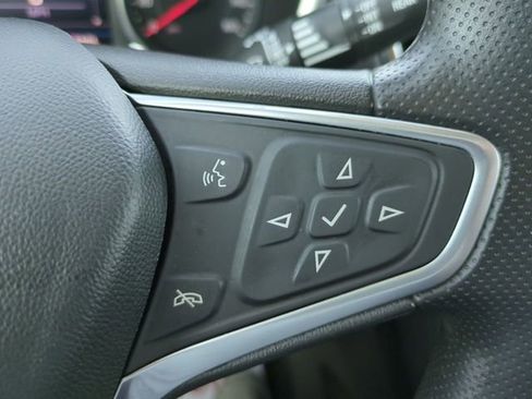 Used 2022 Chevrolet Equinox LT image 25