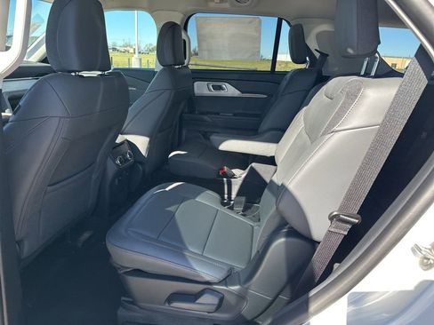 New 2026 Ford Explorer Active w/ Active Comfort Package image 33