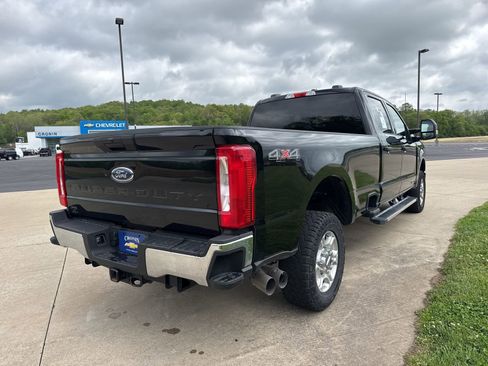 Used 2025 Ford F250 XLT AWD/4WD image 4