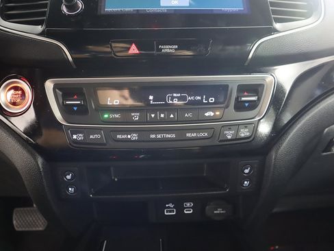 Used 2024 Honda Passport Black Edition image 54