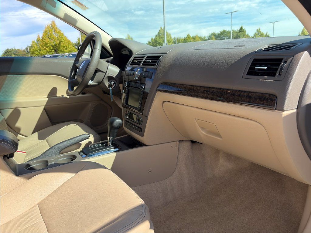 Used 2009 Mercury Milan Premier FWD image 12