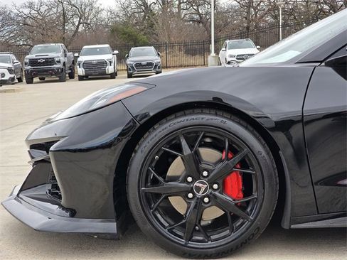 Used 2020 Chevrolet Corvette Stingray Coupe w/ Chrome Exterior Badge Package image 5