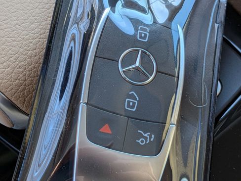 New 2026 Mercedes-Benz GLS 450 4MATIC image 39