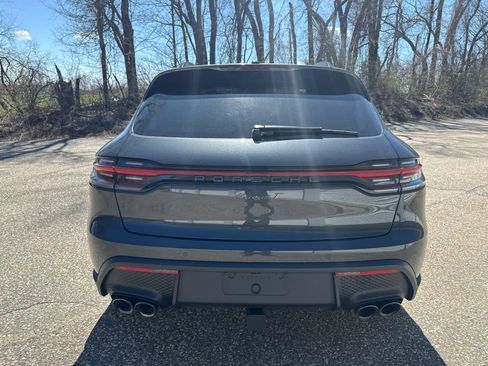 Certified 2026 Porsche Macan Turbo AWD/4WD image 7