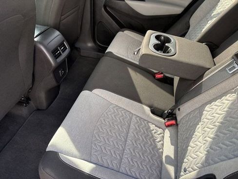 Used 2024 Chevrolet Equinox LS AWD/4WD image 30