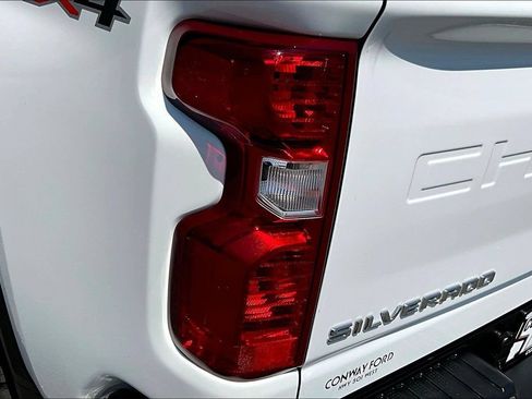 Used 2025 Chevrolet Silverado 2500 LT w/ Convenience Package AWD/4WD image 26