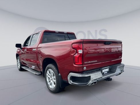 Used 2022 Chevrolet Silverado 1500 LTZ w/ LTZ Convenience Package II AWD/4WD image 4