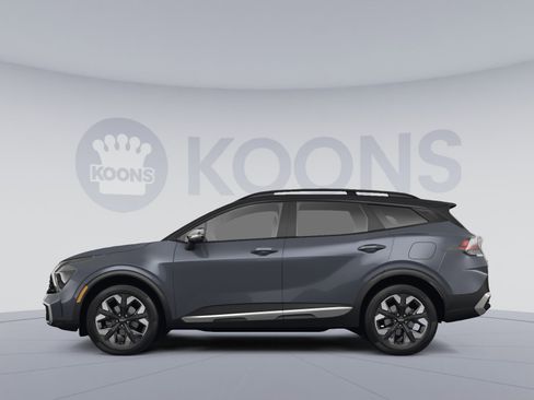 Used 2023 Kia Sportage X-Line w/ X-Line Premium Package image 2
