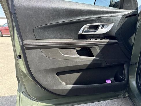 Used 2015 Chevrolet Equinox LT w/ Driver Convenience Package image 15