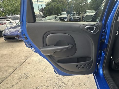 Used 2005 Chrysler PT Cruiser GT w/ Chrome Accents Group FWD image 45