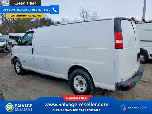 Used 2019 Chevrolet Express 2500 RWD image 3