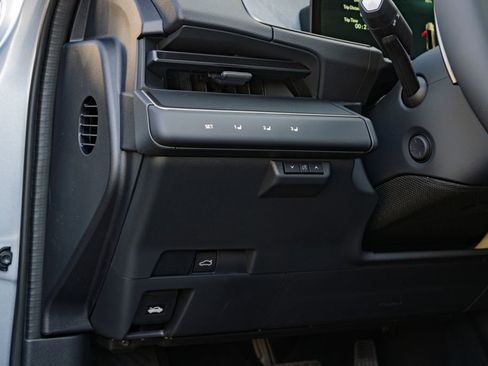 New 2026 Lexus ES 350e FWD image 32