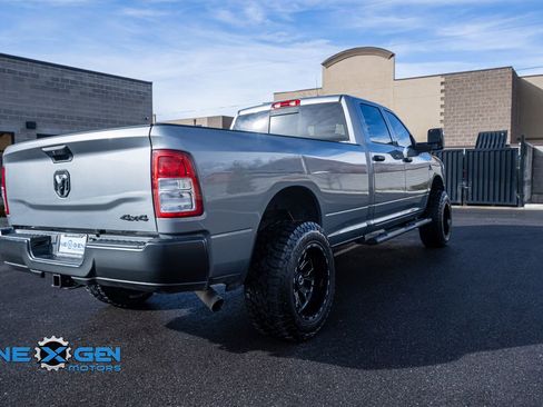 Used 2024 RAM 3500 Tradesman w/ Convenience Group AWD/4WD image 8