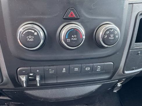 Used 2017 RAM 3500 Tradesman w/ Chrome Appearance Group AWD/4WD image 26