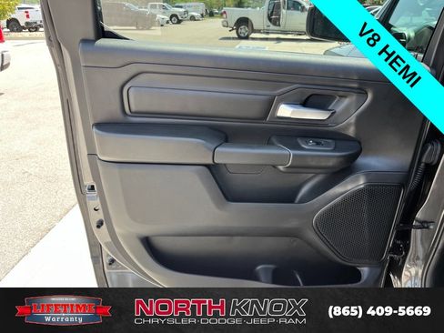 New 2026 RAM 1500 Express AWD/4WD image 17