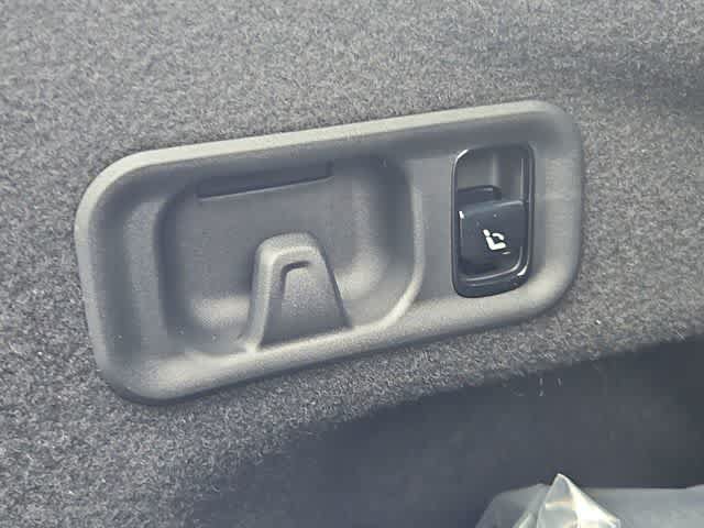 Certified 2026 Mercedes-Benz E 350 4MATIC Sedan image 41