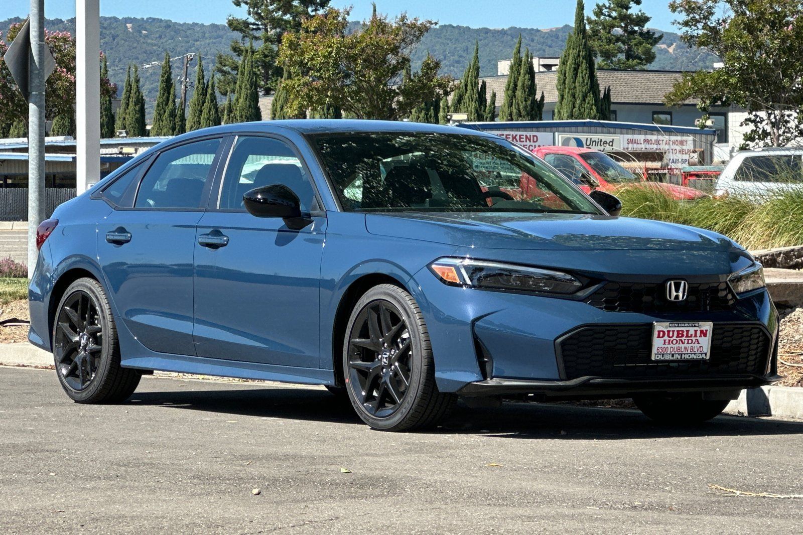 New 2025 Honda Civic Sport image 2